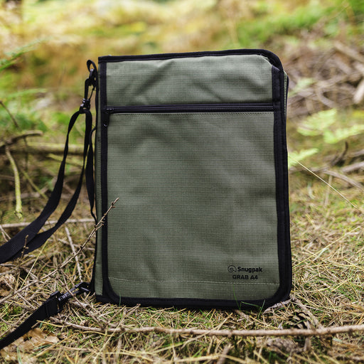 Trousse de toilette militaire Luxury noir compact et légère - Snugpak Trousse de toilette militaire Luxury noir compact et légère - Snugpak